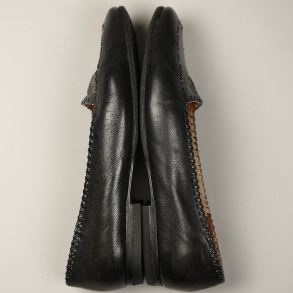 CHANEL CC Loafer - Picture 4 of 8